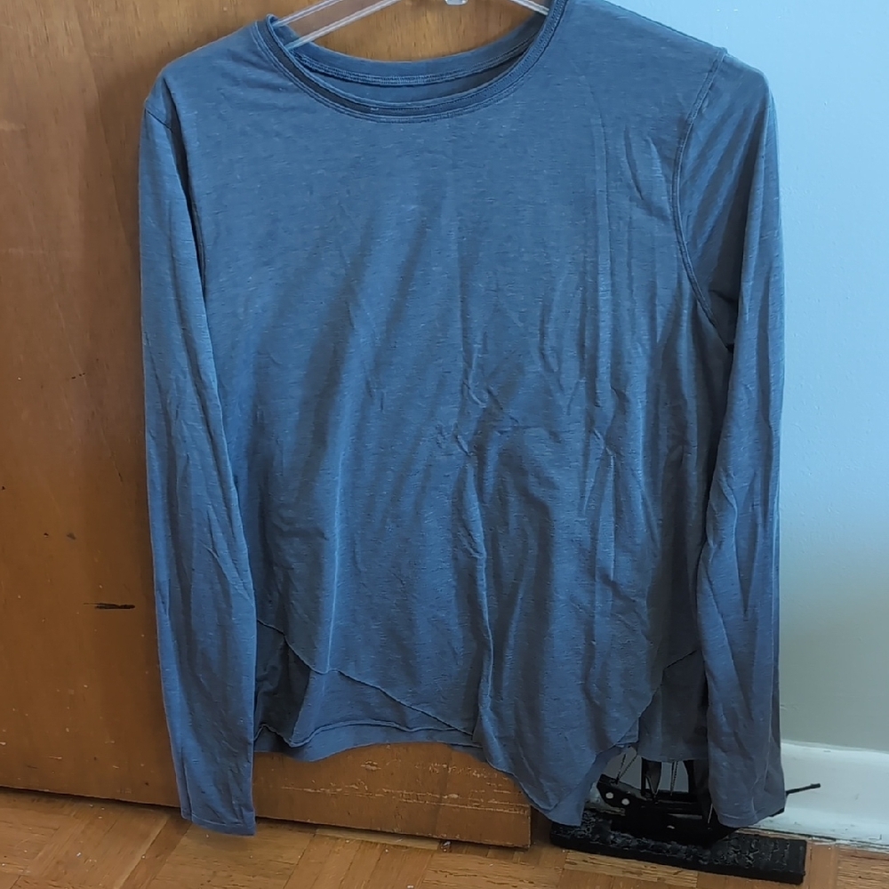 Lululemon Athletica Purple Long Sleeve Tee